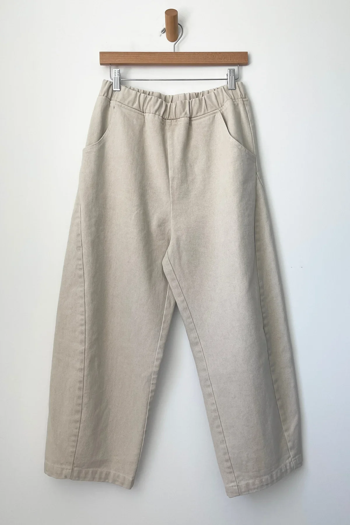 Arc Pants in Naturel - Image 3