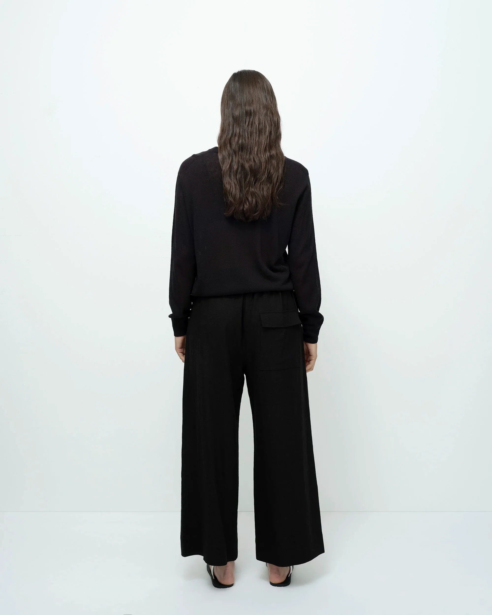 SEMI SHEER LINEN BLEND KNIT TOP - BLACK - Image 3