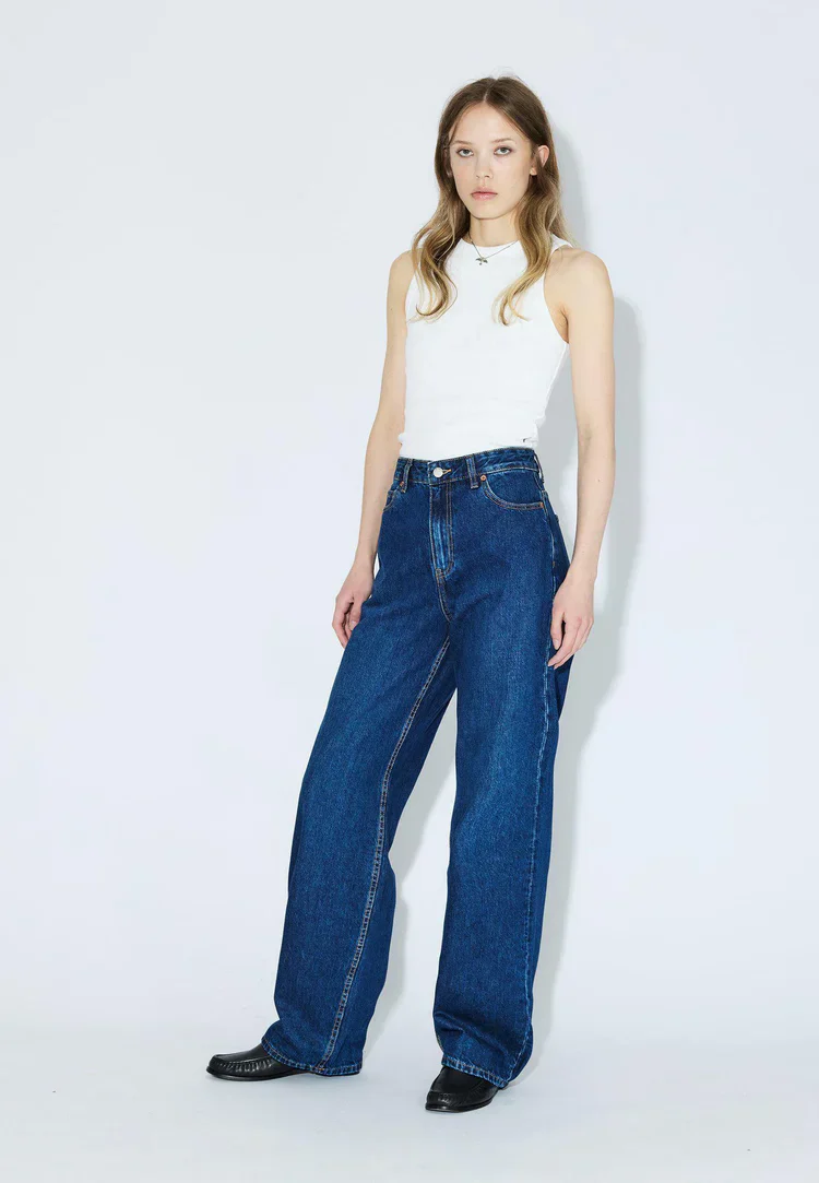 Donna Jeans in Haze Dark Shade - Image 2