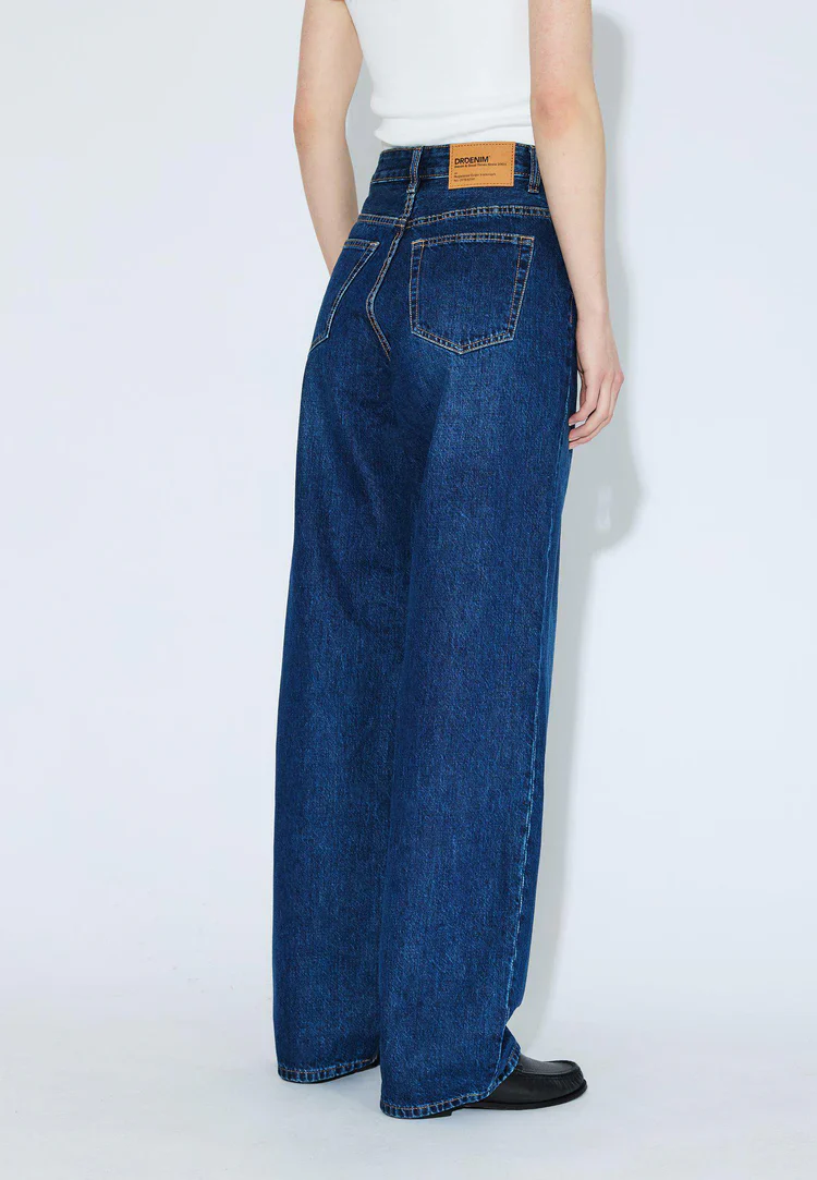 Donna Jeans in Haze Dark Shade - Image 5