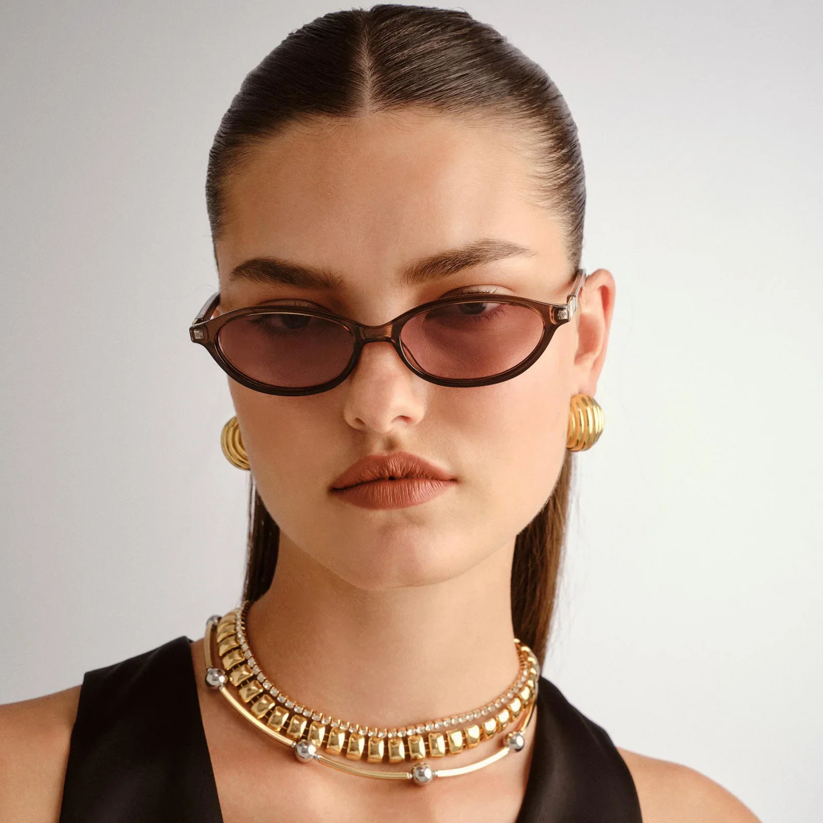 DUSKFALL SUNGLASSES IN PEARL CHOCOLATE - Image 2