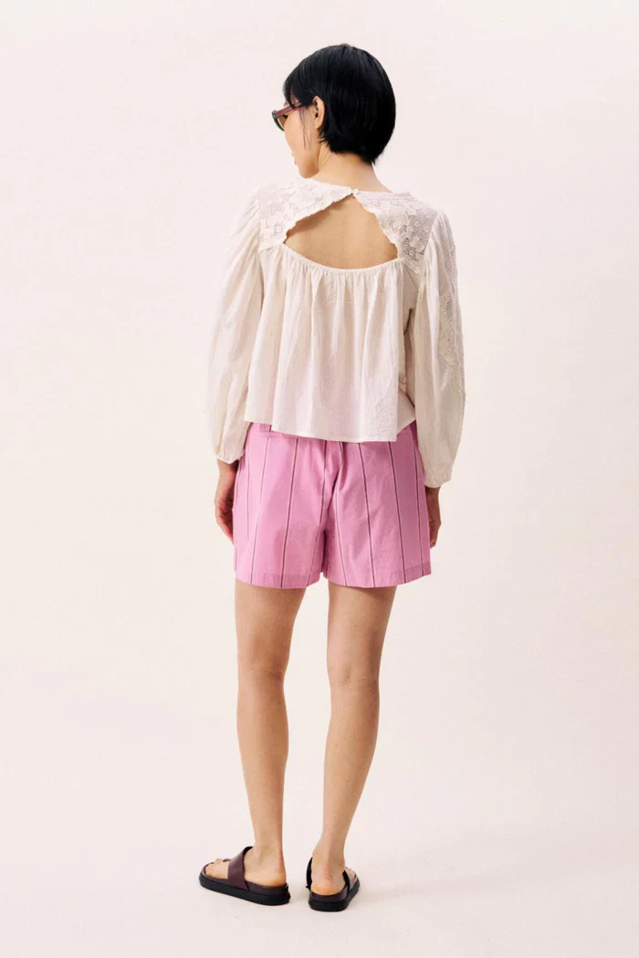 Eurybia Shorts in Violine - Image 4