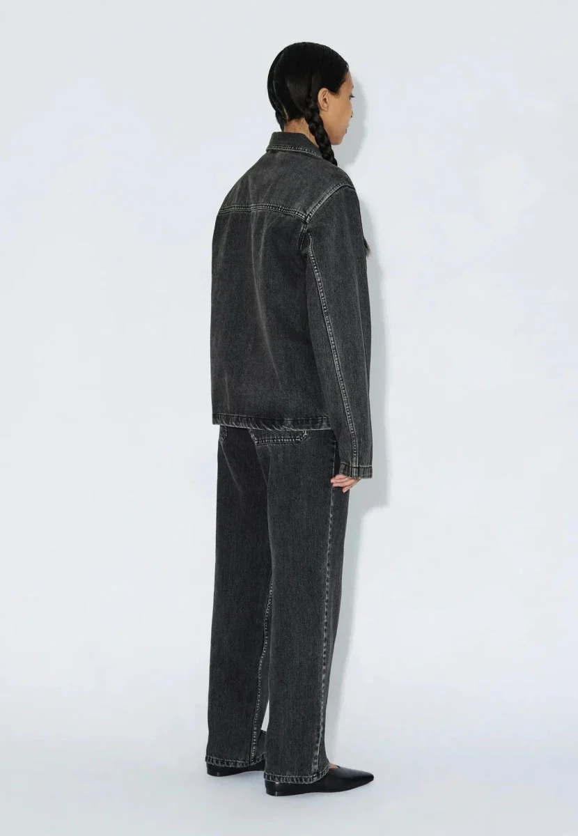 Evon Worker Denim Jacket in Aged Black - Image 3