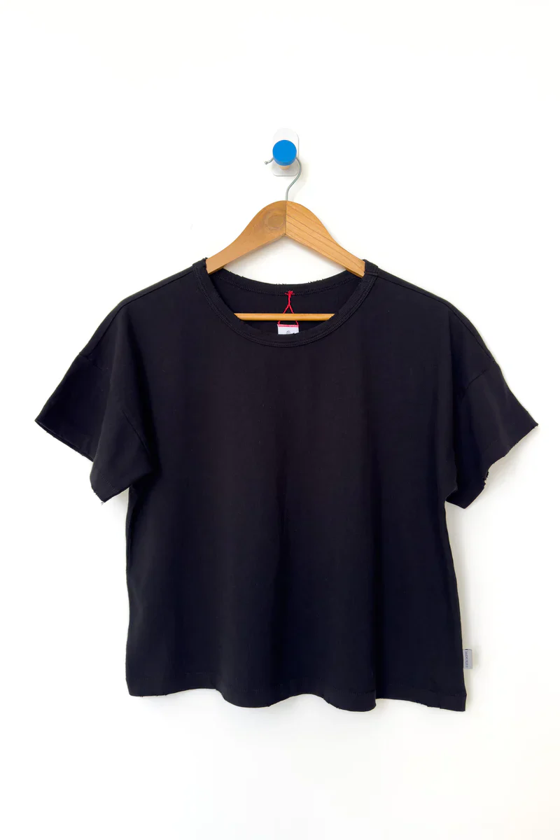 Fille Tee in Black - Image 2