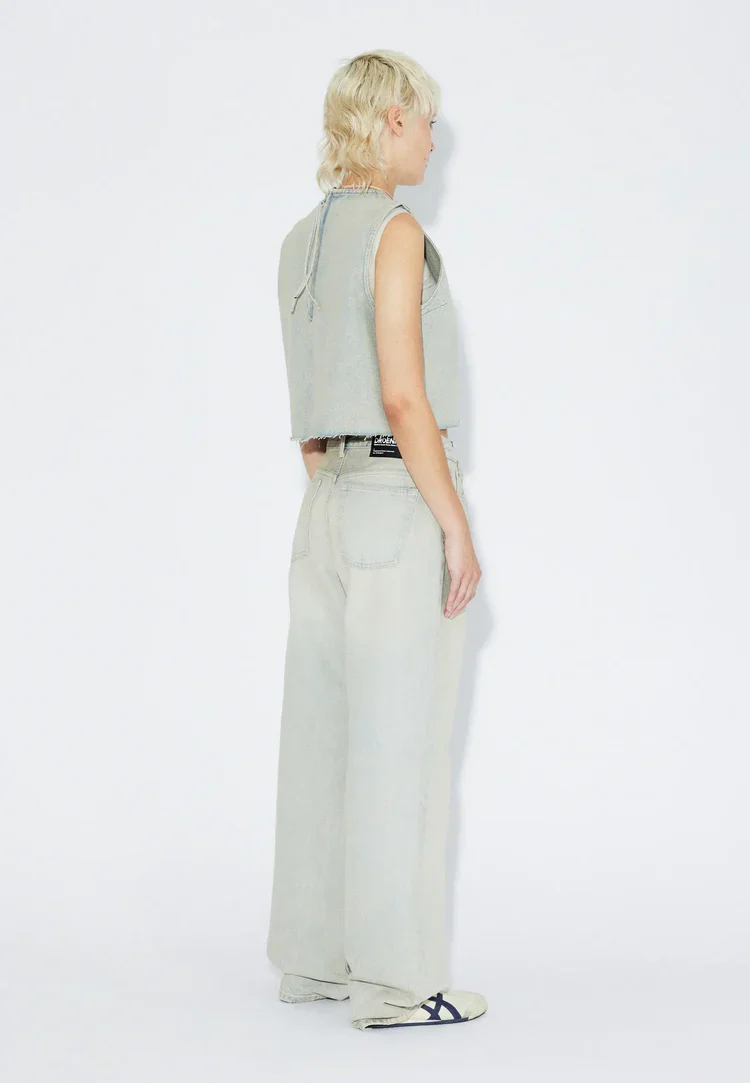 Hill Jeans in Stream Light Sand - Image 2