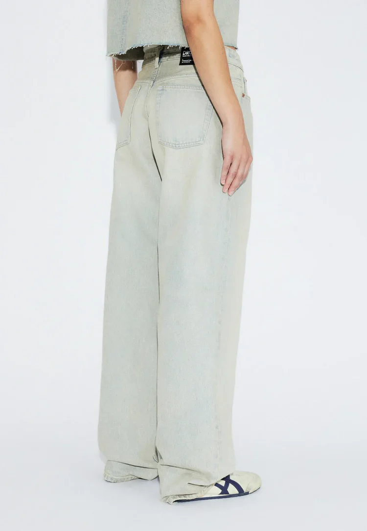 Hill Jeans in Stream Light Sand - Image 4