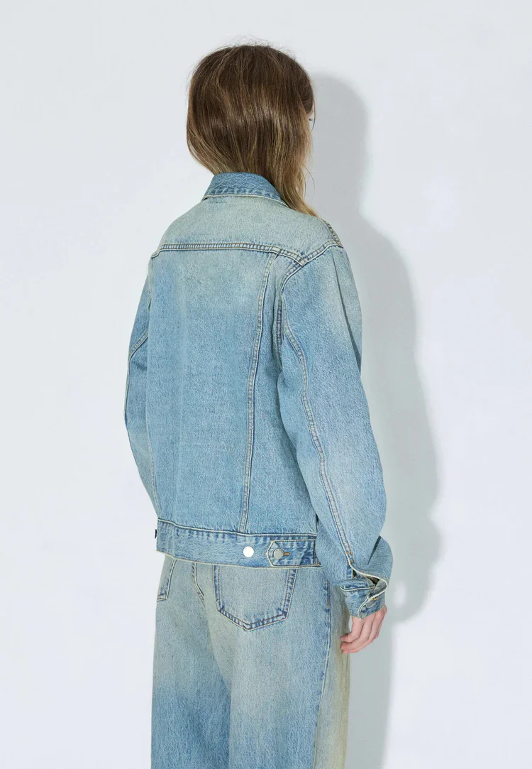 Joey Denim Jacket in Stream Sky Aged - Image 3