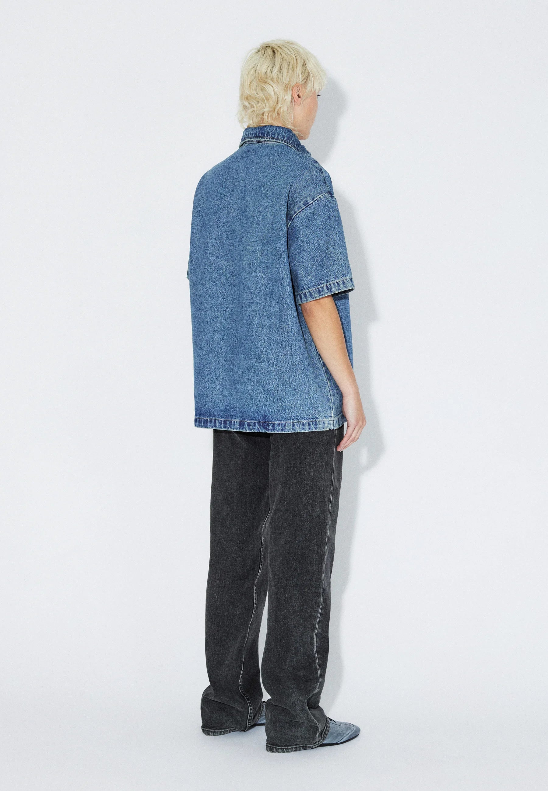 Kye Denim Shirt in Drift Sky Used - Image 2