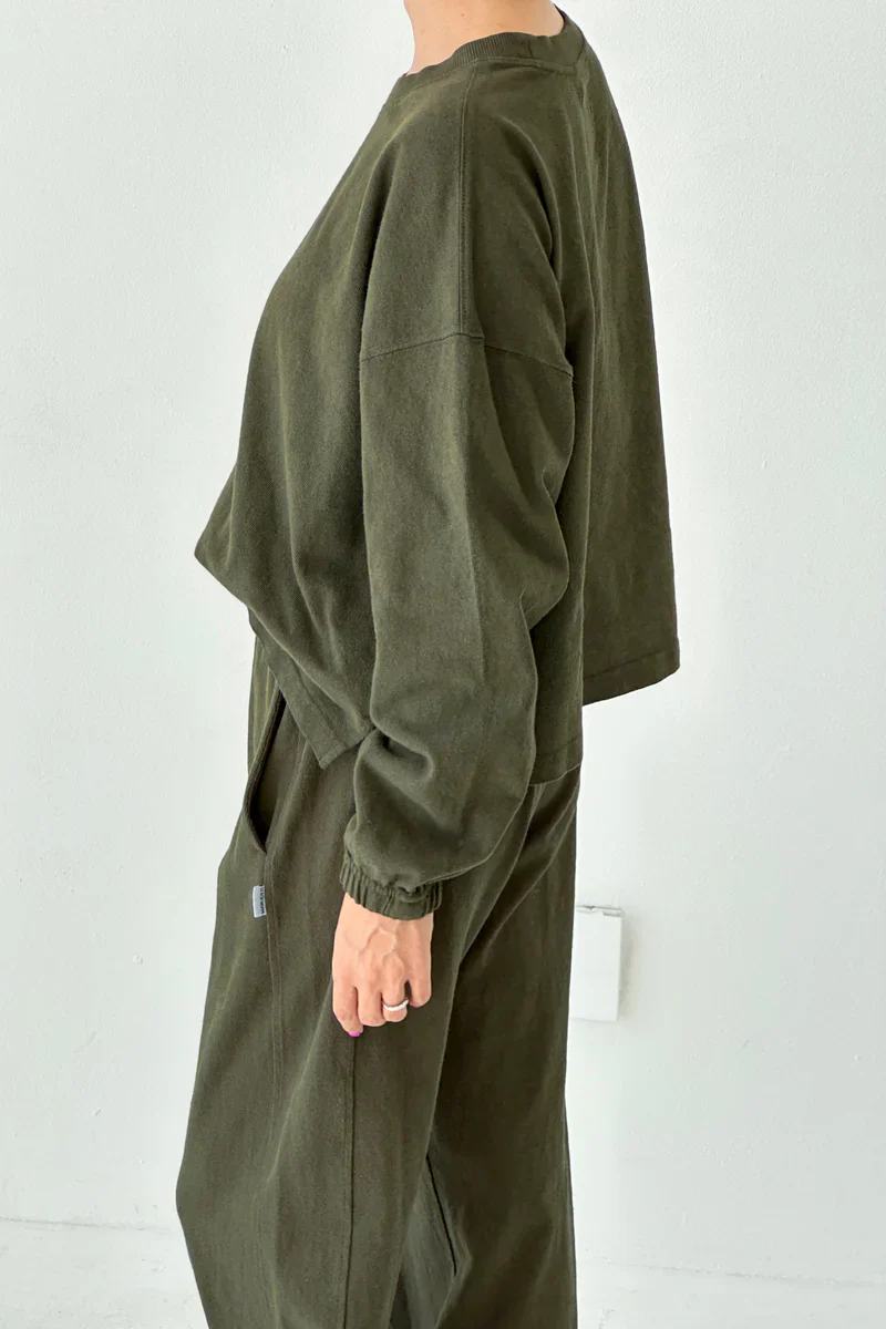 Naturelle Tee in Olive - Image 3