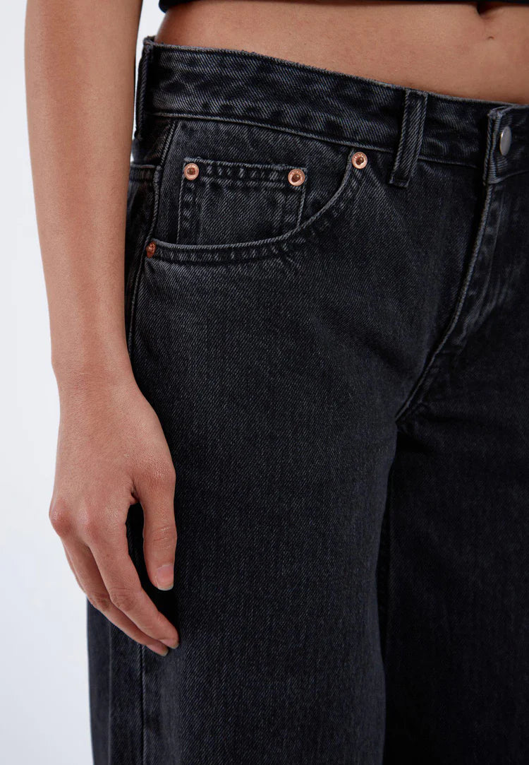 Rhue Jeans in Retro Black - Image 3