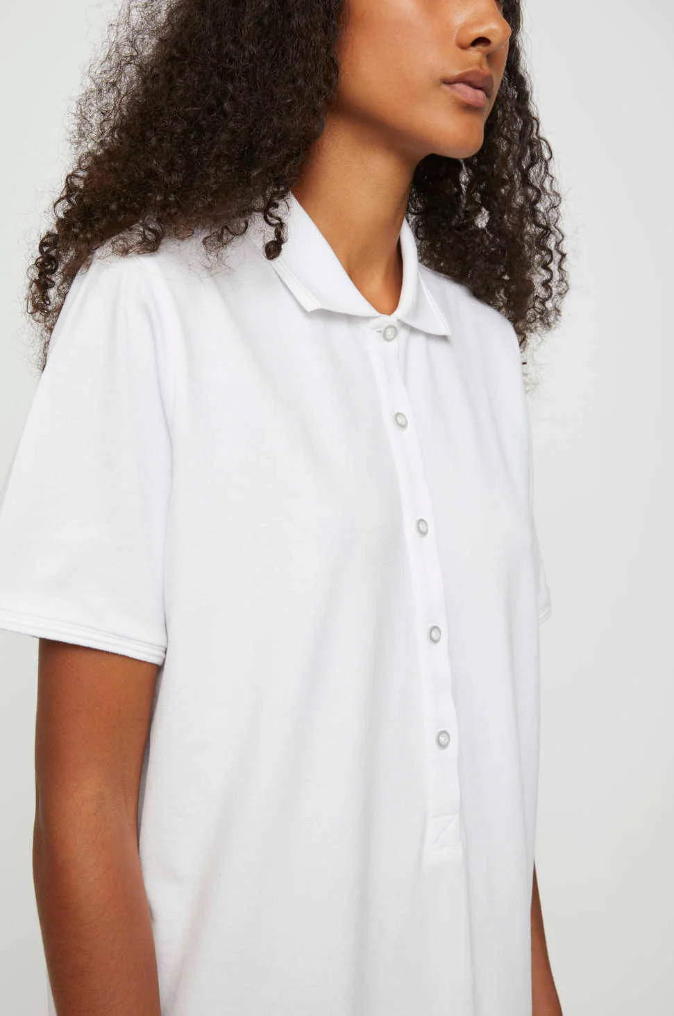 Santo Polo Dress in White - Image 5