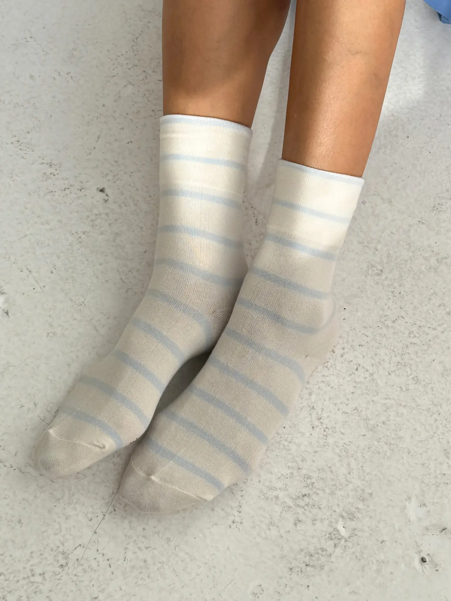 Wally Socks in Sky - Image 3